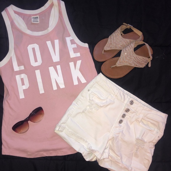 🌺Pink VS tank top🌺 - Picture 2 of 6